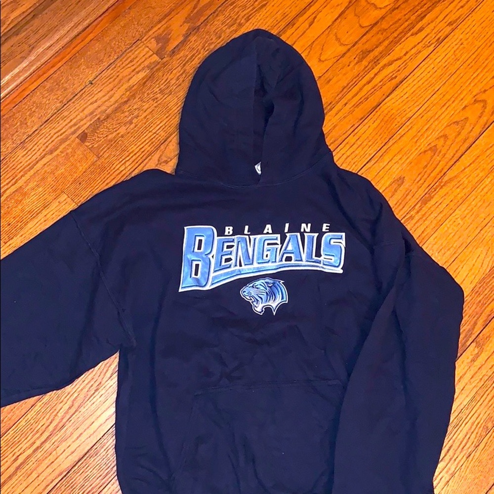 Blue vintage hoodie from LF